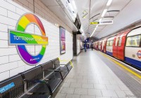 伦敦地铁推行“无性别”问候语