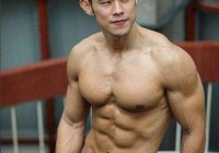 如何打造完美又饱满的胸型，男人最性感的胸肌训练！