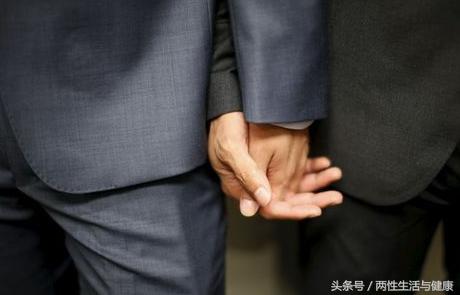 拿什么拯救你，七千万的中国同性恋者的挣扎与求救！