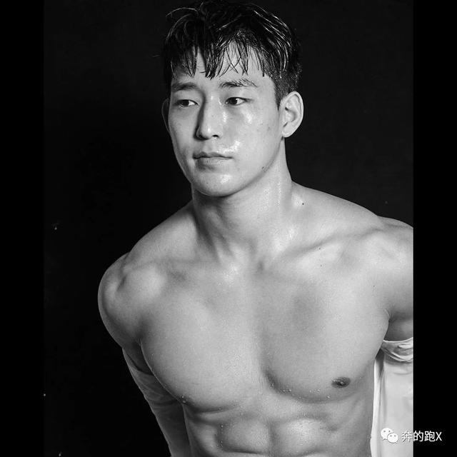 韩国摔跤选手惹火写真，日韩混血儿确实令人惊艳